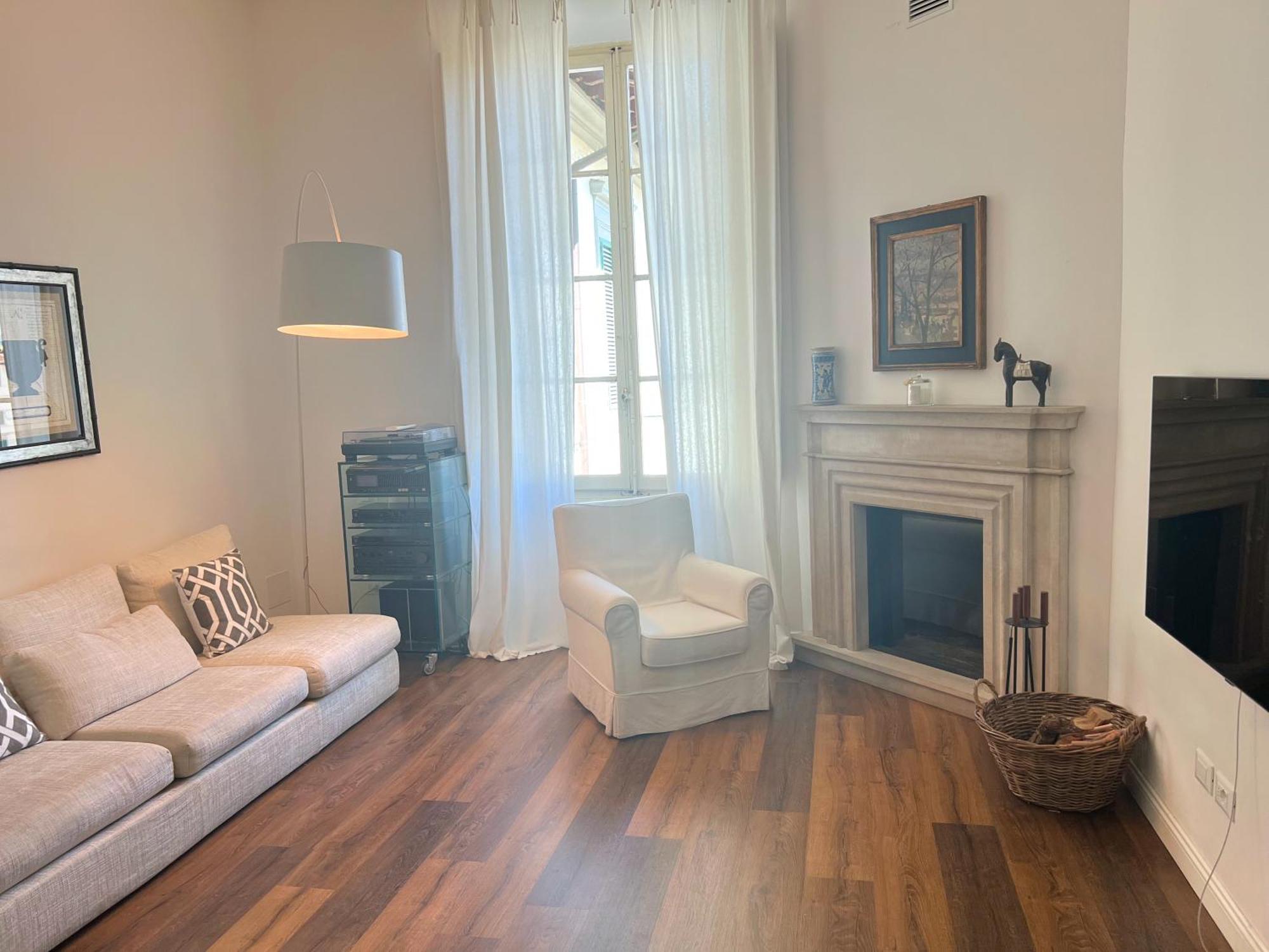 Santa Rosa Florence Apartments 3 Bedrooms - Private Parking Exteriör bild